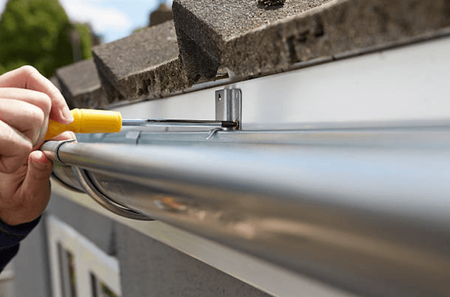 gutter repair lawton